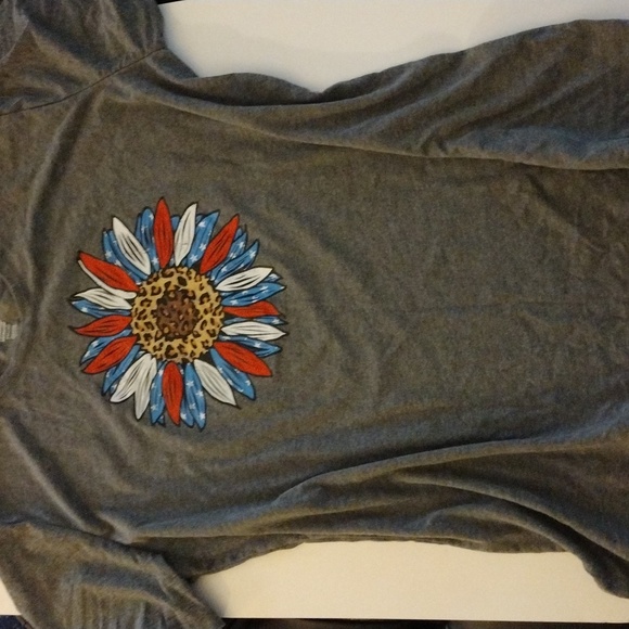 Patriotic Sunflower Tshirt - Picture 2 of 8